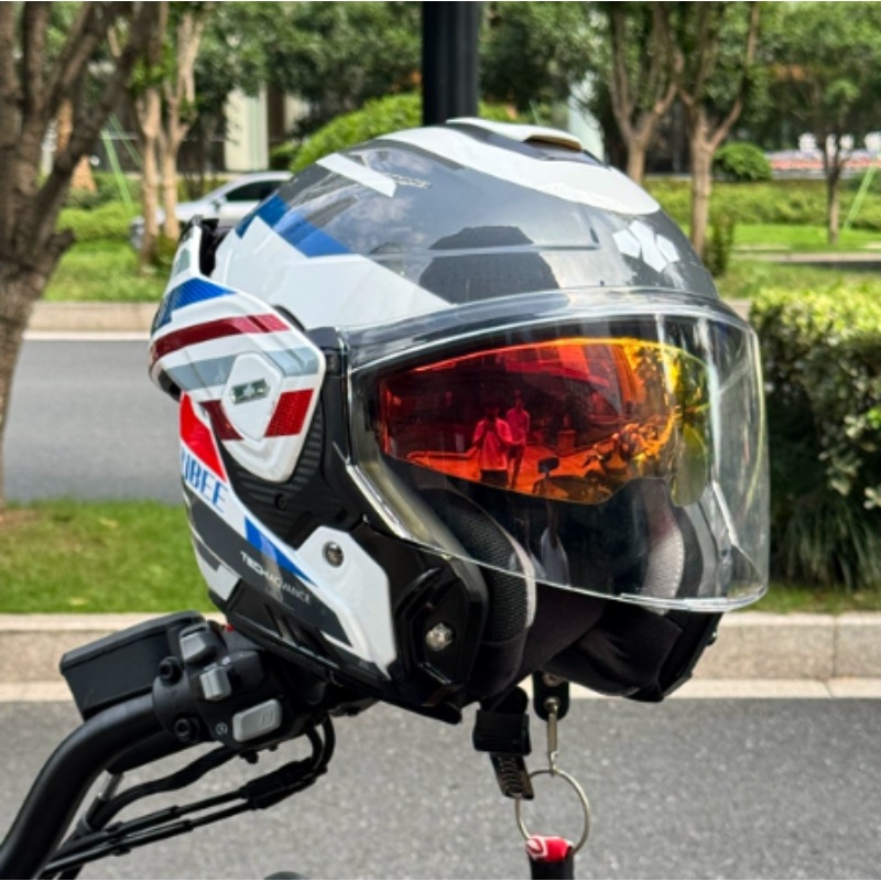 180 °   หมวกกันน็อคมอเตอร์ไซค์ - Modular Flip Up Motorcycle Helmet Dot Approved บทวิจารณ์และราคา